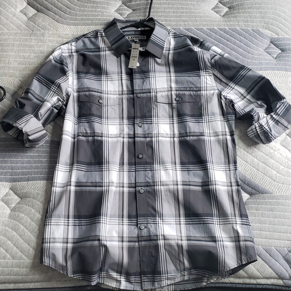 Express (Fitted) Dress Shirt